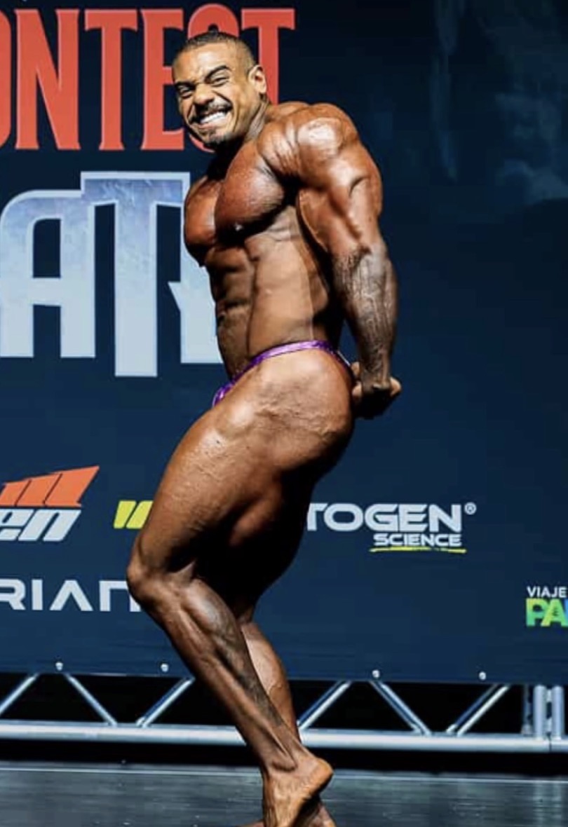 João Monteiro em palco de competição